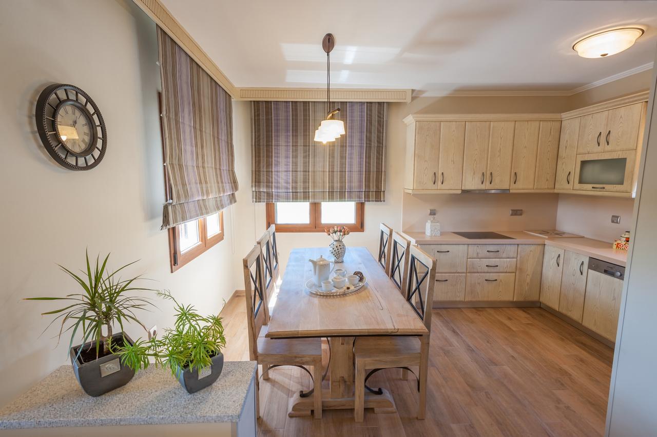 Evgatis Beach Luxury Apts Thanos Екстер'єр фото